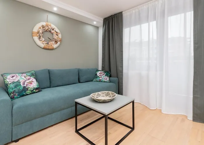 Cozy With Balcony In Dlugie Ogrody By Renters Apartament Gdańsk